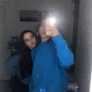 Meet your Posher, Caroline